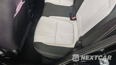 2025 Hyundai Venue SEL - zdjęcie 26 z 49 - miniatura