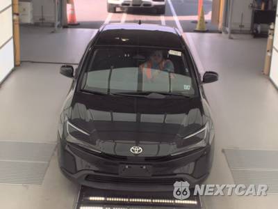 2025 Toyota Prius LE - zdjęcie 2 z 32 - miniatura