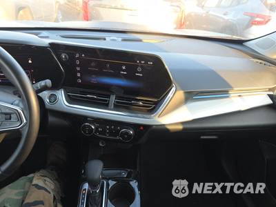 2025 Chevrolet Trax LT - zdjęcie 11 z 34 - miniatura