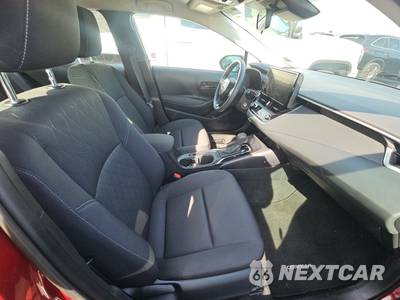2026 Toyota Corolla LE Sedan - zdjęcie 8 z 28 - miniatura