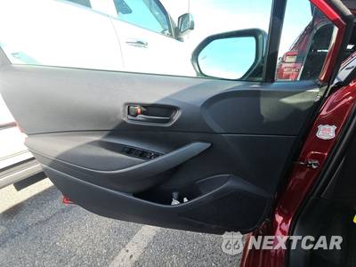 2026 Toyota Corolla LE Sedan - zdjęcie 9 z 28 - miniatura