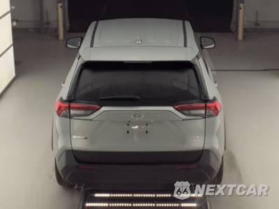 2025 Toyota RAV4 LE - zdjęcie 5 z 27 - miniatura