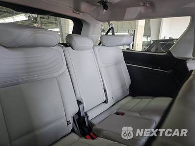 2025 Ford Expedition MAX Platinum - zdjęcie 14 z 27 - miniatura