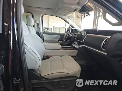 2025 Ford Expedition MAX Platinum - zdjęcie 8 z 27 - miniatura