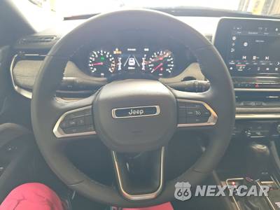 2025 Jeep Compass Latitude - zdjęcie 10 z 25 - miniatura