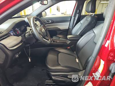 2025 Jeep Compass Latitude - zdjęcie 7 z 25 - miniatura