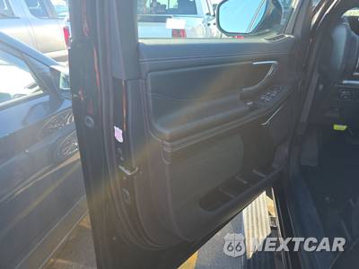 2025 Ford Expedition MAX Platinum - zdjęcie 9 z 25 - miniatura