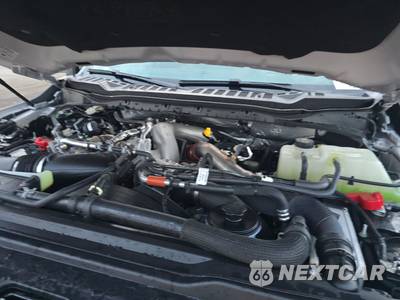 2026 Ford Super Duty F-350 King Ranch Crew Cab Long Bed - zdjęcie 15 z 20 - miniatura