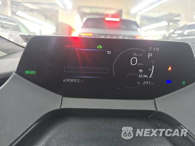 2023 Toyota Prius LE - zdjęcie 12 z 39 - miniatura