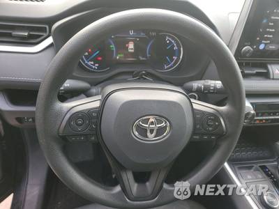 2025 Toyota RAV4 Hybrid XLE - zdjęcie 10 z 29 - miniatura