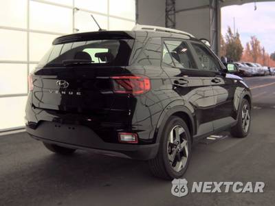 2025 Hyundai Venue SEL - zdjęcie 4 z 24 - miniatura