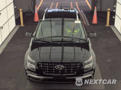 2025 Hyundai Venue SEL - zdjęcie 2 z 24 - miniatura