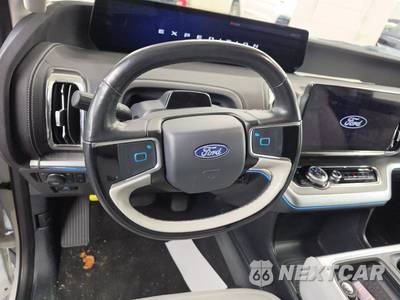 2025 Ford Expedition MAX Platinum - zdjęcie 10 z 39 - miniatura