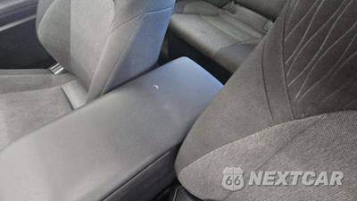 2025 Toyota Camry LE - zdjęcie 29 z 37 - miniatura