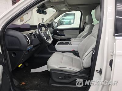 2025 Ford Expedition MAX Platinum - zdjęcie 7 z 39 - miniatura