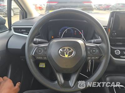 2026 Toyota Corolla LE Sedan - zdjęcie 10 z 31 - miniatura