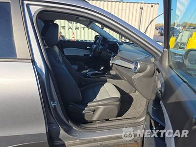 2025 Chevrolet Trax LT - zdjęcie 8 z 23 - miniatura