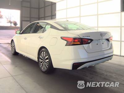 2025 Nissan Altima SV - zdjęcie 6 z 23 - miniatura