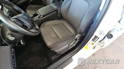 2025 Toyota Camry LE - zdjęcie 21 z 33 - miniatura
