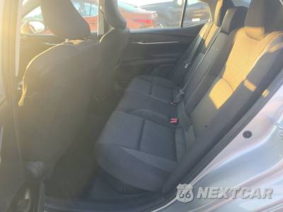 2025 Toyota Camry LE - zdjęcie 13 z 24 - miniatura