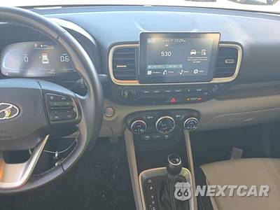 2025 Hyundai Venue SEL - zdjęcie 11 z 28 - miniatura