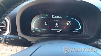 2025 Hyundai Venue SEL - zdjęcie 20 z 28 - miniatura