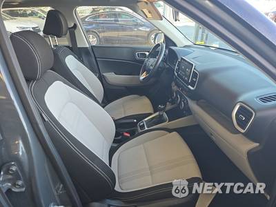 2025 Hyundai Venue SEL - zdjęcie 8 z 28 - miniatura