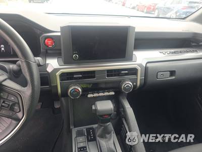 2025 Toyota Tacoma TRD Off-Road Crew Cab Medium Bed - zdjęcie 11 z 29 - miniatura