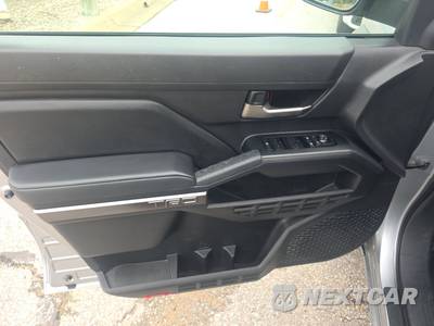 2025 Toyota Tacoma TRD Off-Road Crew Cab Medium Bed - zdjęcie 9 z 29 - miniatura