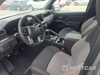2025 Toyota Tacoma TRD Off-Road Crew Cab Medium Bed - zdjęcie 7 z 29 - miniatura