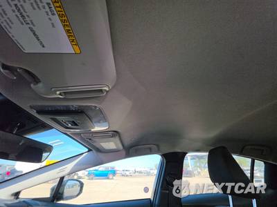 2025 Toyota Prius LE - zdjęcie 17 z 23 - miniatura