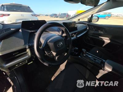 2025 Toyota Prius LE - zdjęcie 10 z 23 - miniatura