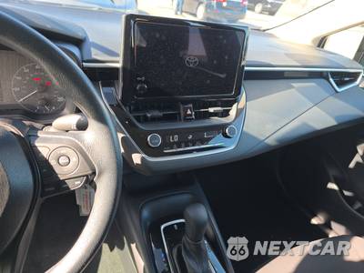 2025 Toyota Corolla LE Sedan - zdjęcie 11 z 27 - miniatura
