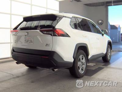 2025 Toyota RAV4 Hybrid XLE - zdjęcie 4 z 34 - miniatura