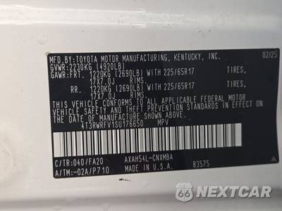 2025 Toyota RAV4 Hybrid XLE - zdjęcie 14 z 34 - miniatura