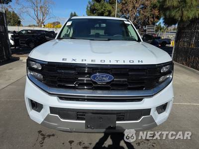 2026 Ford Expedition Max Platinum - zdjęcie 2 z 23 - miniatura