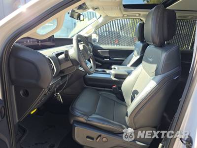 2026 Ford Expedition Max Platinum - zdjęcie 7 z 23 - miniatura