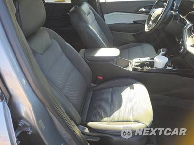 2025 Chevrolet Trax LT - zdjęcie 8 z 23 - miniatura
