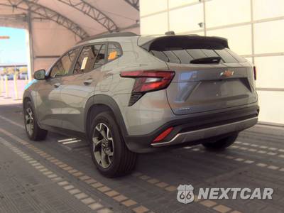2025 Chevrolet Trax LT - zdjęcie 6 z 23 - miniatura