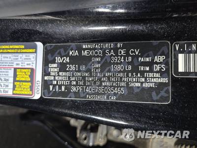 2025 Kia K4 LXS - zdjęcie 14 z 37 - miniatura