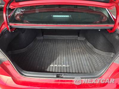 2025 Toyota Camry LE - zdjęcie 16 z 46 - miniatura