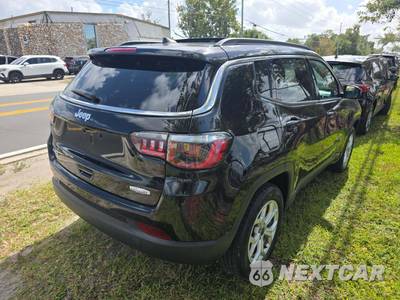 2025 Jeep Compass Latitude - zdjęcie 2 z 9 - miniatura