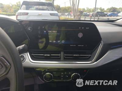 2025 Chevrolet Trax LT - zdjęcie 5 z 9 - miniatura