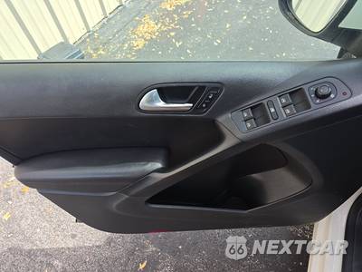 2016 Volkswagen Tiguan S - zdjęcie 9 z 25 - miniatura