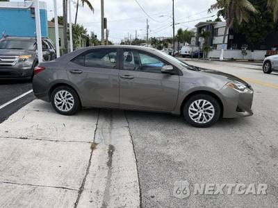 2018 Toyota Corolla LE Sedan - zdjęcie 6 z 27 - miniatura