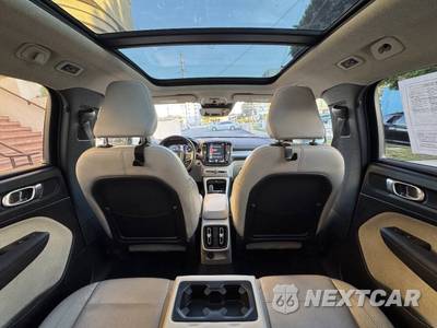 2019 Volvo XC40 T5 Momentum - zdjęcie 16 z 25 - miniatura