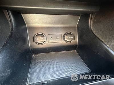 2020 Hyundai Elantra SEL Sedan - zdjęcie 18 z 26 - miniatura