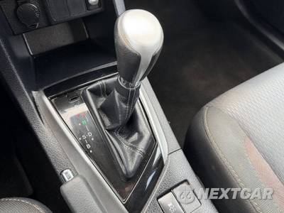 2018 Toyota Corolla LE Sedan - zdjęcie 23 z 27 - miniatura
