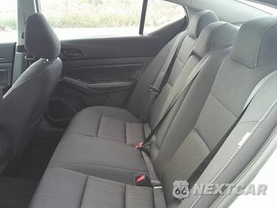 2025 Nissan Altima SV - zdjęcie 16 z 31 - miniatura