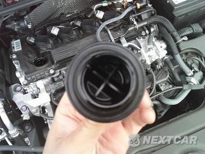 2026 Toyota Corolla LE Sedan - zdjęcie 7 z 30 - miniatura
